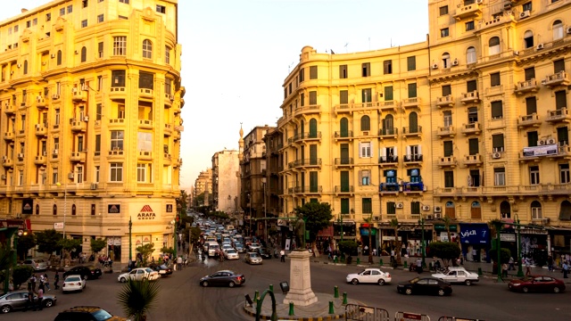 埃及开罗市中心著名的塔拉特哈布广场