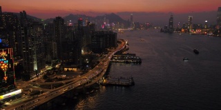 2月17日黄昏，香港航机v81沿北角低空飞行，一览市景