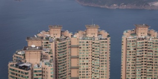 香港航拍v143近鸟瞰图低飞在公寓大楼周围