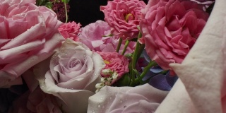 多莉微距拍摄美丽的鲜花花束特写。