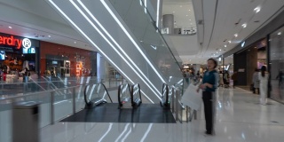 长沙市最受欢迎的市中心购物中心室内步行pov全景延时4k中国