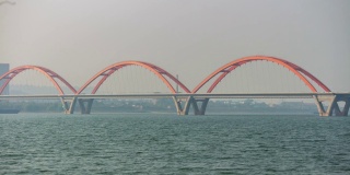 夏日长沙滨江湾风光，著名交通大桥全景，时光流逝4k中国