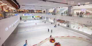 长沙市市中心著名商场滑冰场顶层全景延时4k中国