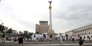 乌克兰基辅——2019年7月30日:基辅中心广场——独立广场