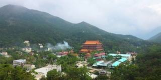 位于大屿山昂坪村宝莲寺的大佛殿