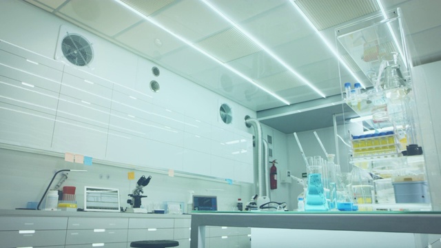 现代科学实验室。