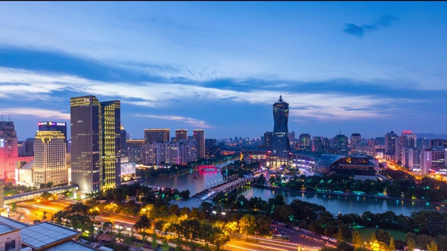 杭州城市天际线的高角度视图