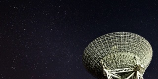 夜间观测银河系的T/L射电望远镜