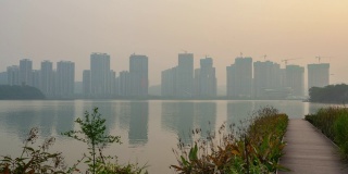 日落时间长沙市湖滨公园海岸线巨型建设全景时间间隔4k中国
