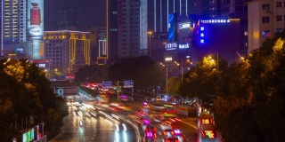 长沙市市中心夜晚灯火辉煌，著名的交通街道全景，时间跨度4k中国