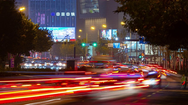 青岛城市交通街道夜景时间照明时间流逝全景4k中国