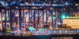 延时:香港青衣港货柜码头夜间货柜装车至货船