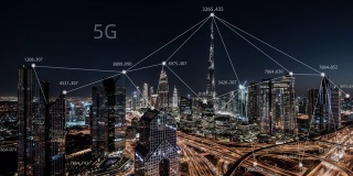 T/L迪拜城市天际线和5G网络概念，从白天到夜晚/阿联酋