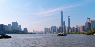 美丽的上海城市景观，蓝天背景，4k镜头，延时视频，b卷拍摄。