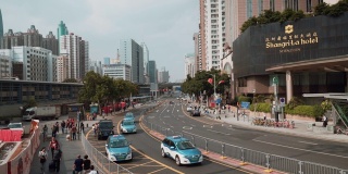 中国深圳市中心附近有出租车的高速公路