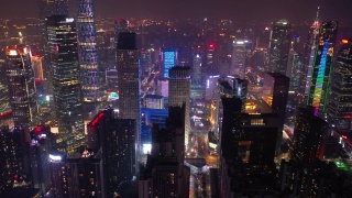 夜景时间照亮广州市区中心交通全景，4k中国视频素材模板下载
