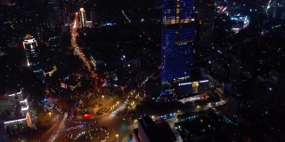 宁靖市夜景时间照亮了著名的塔台市中心区交通街道航拍全景4k中国