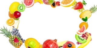 创意的4k定格视频动画，许多不同的热带水果从中心出现，冻结了一会儿，并在白色的背景上飞向不同的方向。水果爆炸。