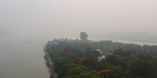 雨天长沙滨江著名古迹岛航拍全景4k中国