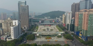 白天时间广州市中心著名火车站广场航拍4k中国全景