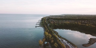 加拿大多伦多胭脂国家城市公园及胭脂河鸟瞰图