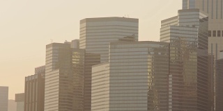 当代香港高层建筑的日落风景-中景