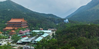 位于大屿山昂坪村宝莲寺的大佛殿