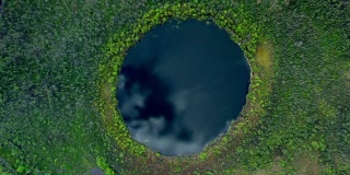 莫斯科州的贝兹多诺耶湖“无人机拍摄”