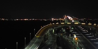 “东京湾海峡”从休息区的东京桥湾视角聚焦到散焦