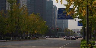 白天成都市中心城区交通街道全景4k中国