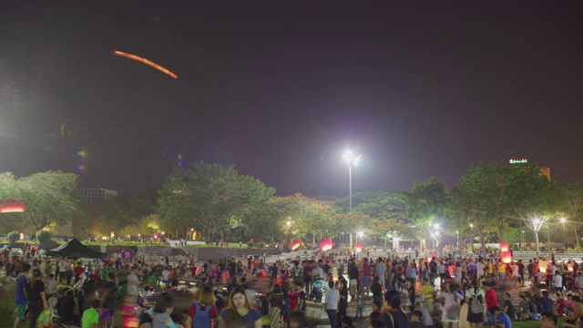 马来西亚东部密里当地人庆祝中国中秋节的时光流逝