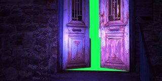 电脑生成的动画，一个旧木门打开绿色屏风。