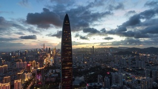 T/L HA WS PAN Shenzhen KK100 skyline from dusk to night timelapse /中国广东省深圳视频素材模板下载