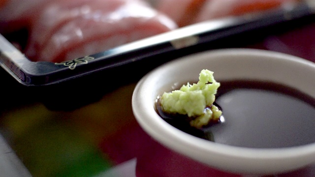 芥末日本绿芥末酱油寿司生鱼片