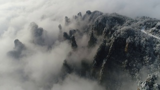 中国湖南张家界天子山雪景视频素材模板下载