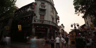 杭州河坊街拥挤街夜市时光流逝