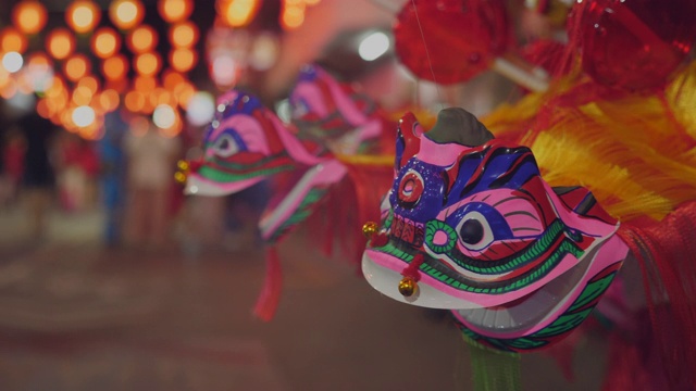 中国舞狮玩具在新年节日