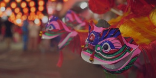 中国舞狮玩具在新年节日
