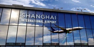 飞机在上海浦东机场降落
