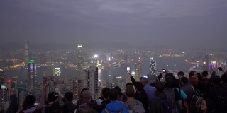 香港太平山顶，观景台俯瞰全城。