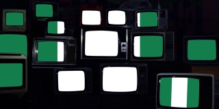 老式复古电视上的尼日利亚国旗。