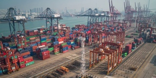 香港进出口业务物流中国际港口用起重机装载集装箱的时间间隔(缩小)