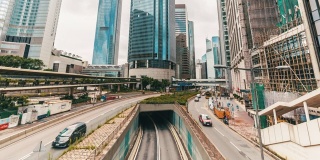 时间流逝的香港中区，交通和现代化的建筑