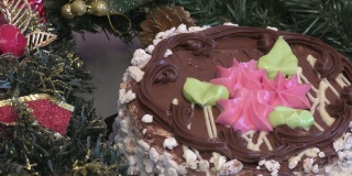 饼干蛋糕和圣诞装饰品