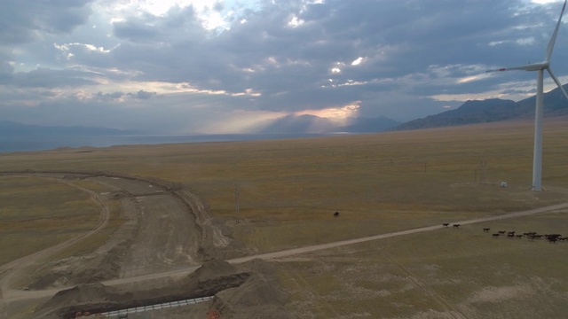 航拍中国新疆风力发电厂的自然风光