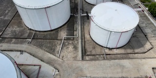 无人机航拍中国上海油气石化储油罐