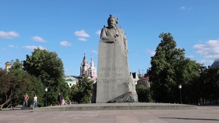 莫斯科的卡尔·马克思纪念碑，夏日。视频素材模板下载