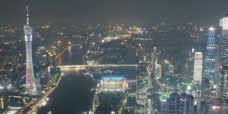 中国广州市夜间鸟瞰图。