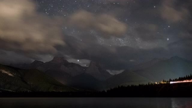 盖普湖的夜景，时间流逝