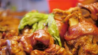 泰国街头小吃:猪腿饭视频素材模板下载